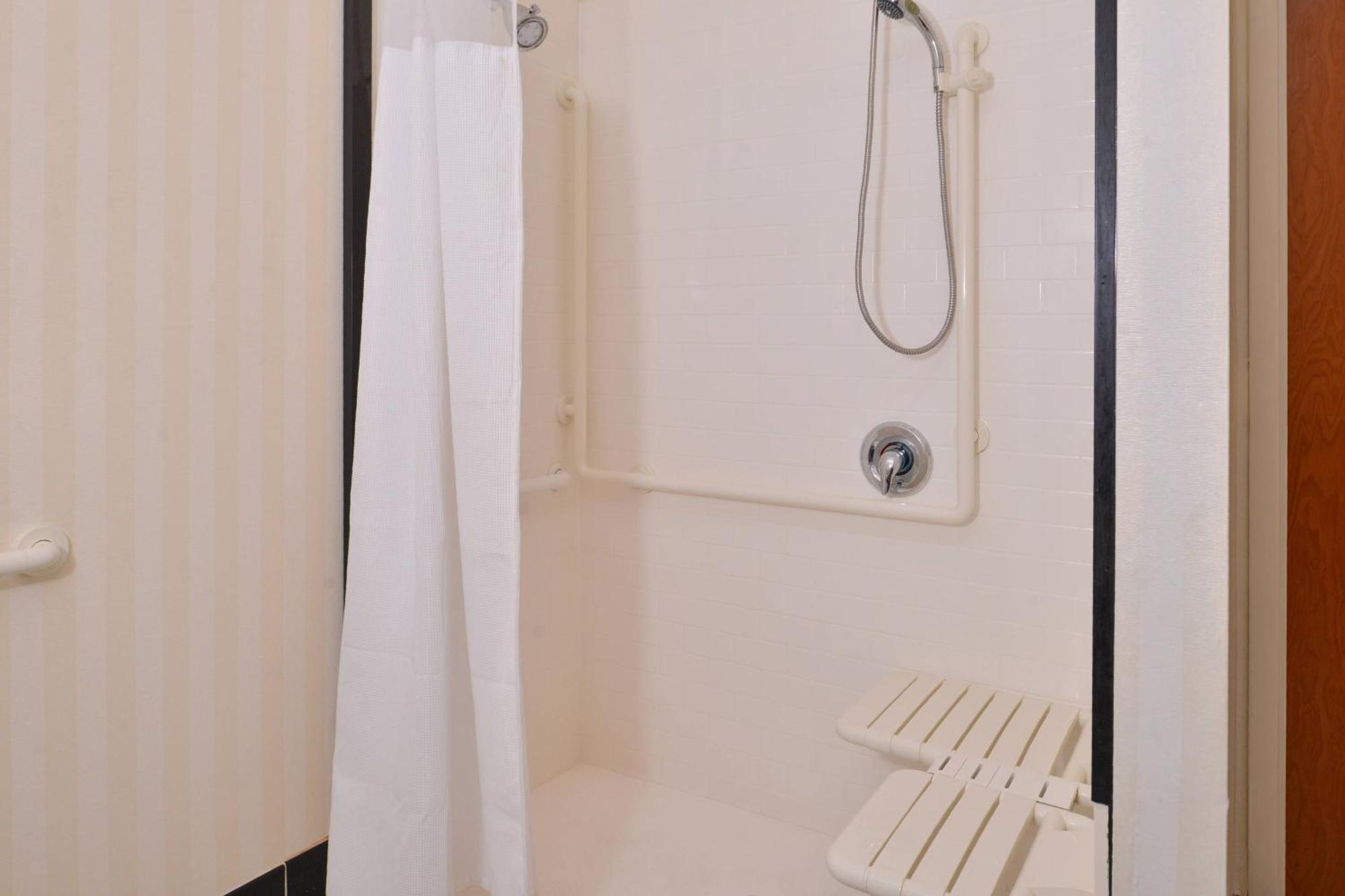 Fairfield Inn And Suites By Marriott Birmingham Pelham/I-65 Zewnętrze zdjęcie